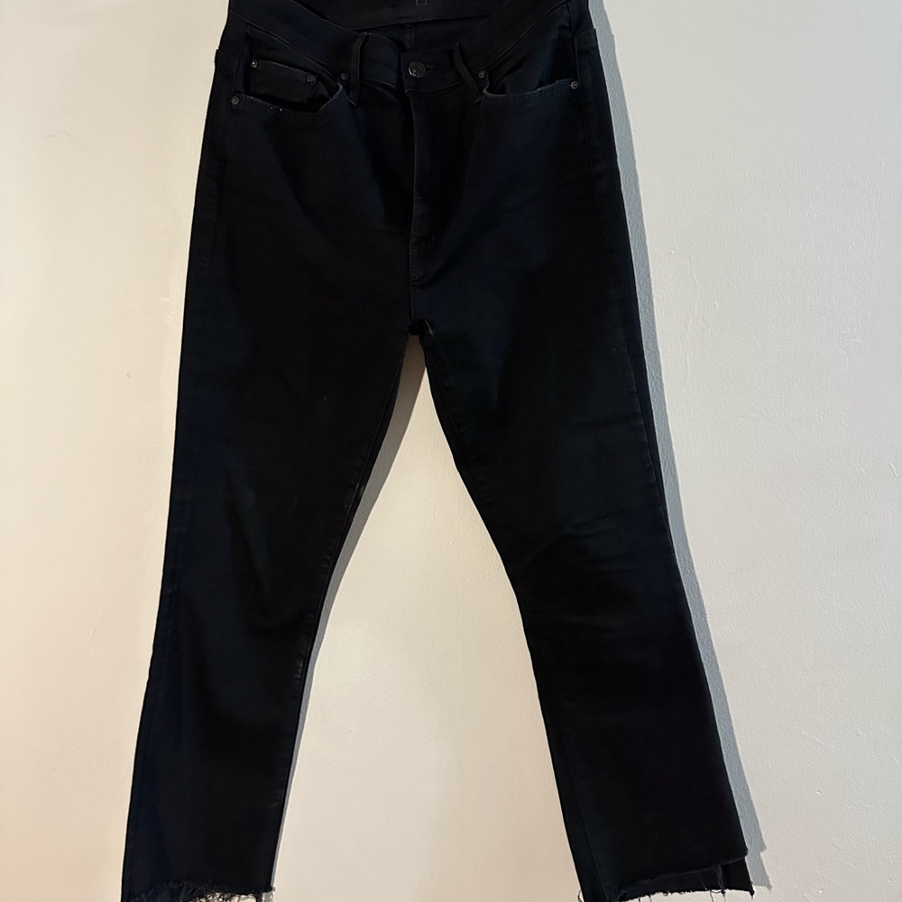 MOTHER Black Ankle Cropped Jeans with Straight Leg